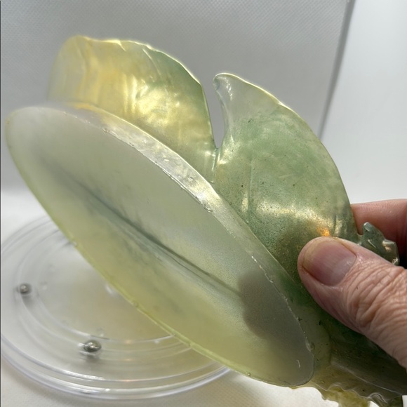 Elegant Gold and Silver Feather Resin Accent - Picture 7 of 12